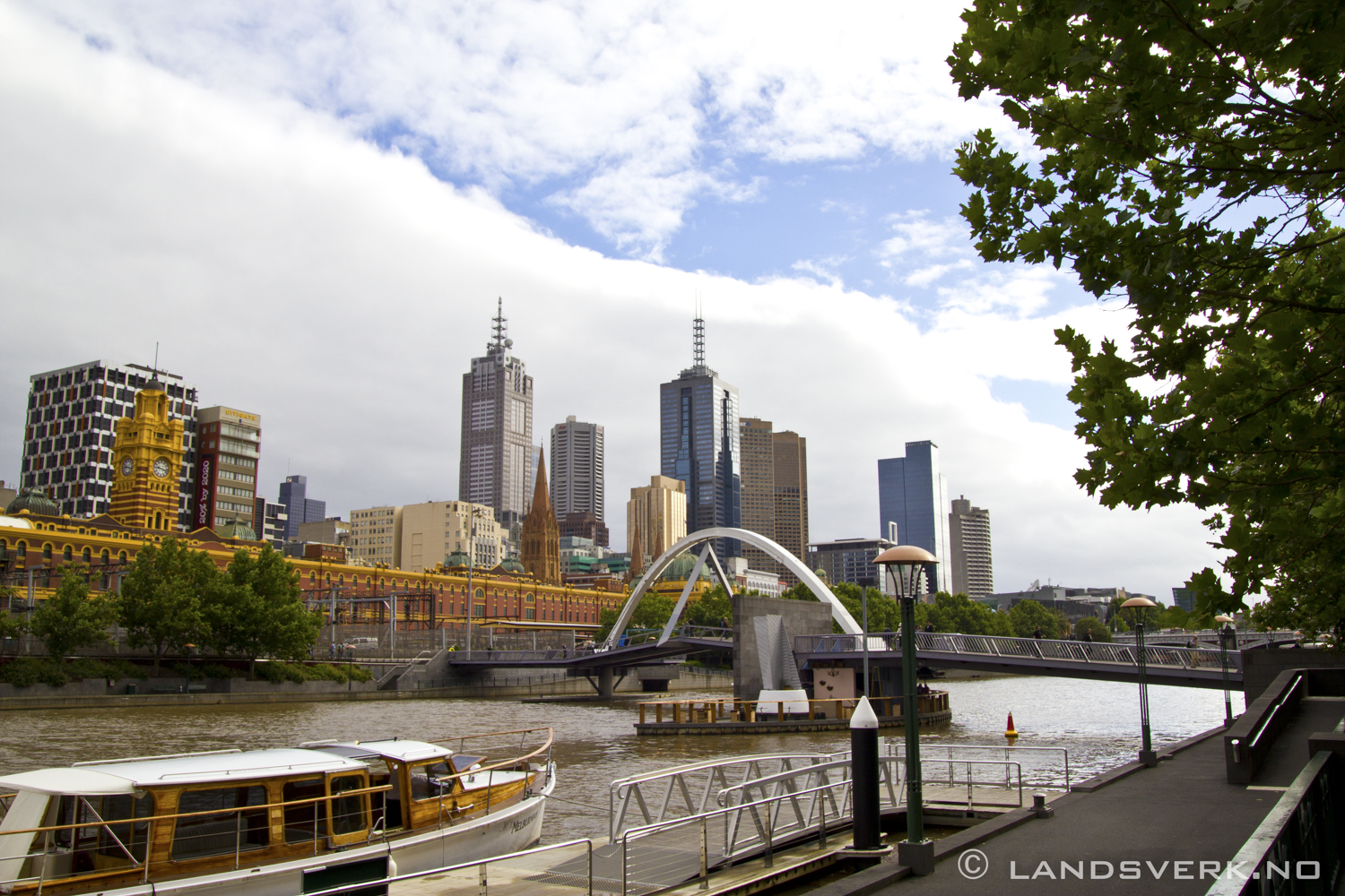 Melbourne, Victoria. 

(Canon EOS 550D / Sigma 18-50mm F2.8)