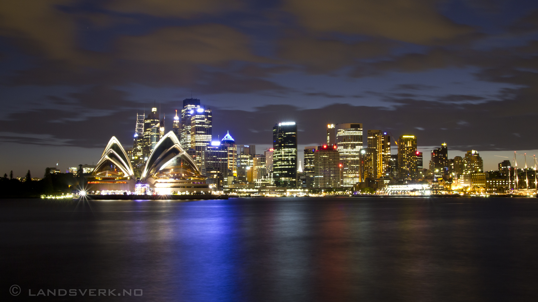 Sydney, New South Wales. 

(Canon EOS 550D / Sigma 18-50mm F2.8)