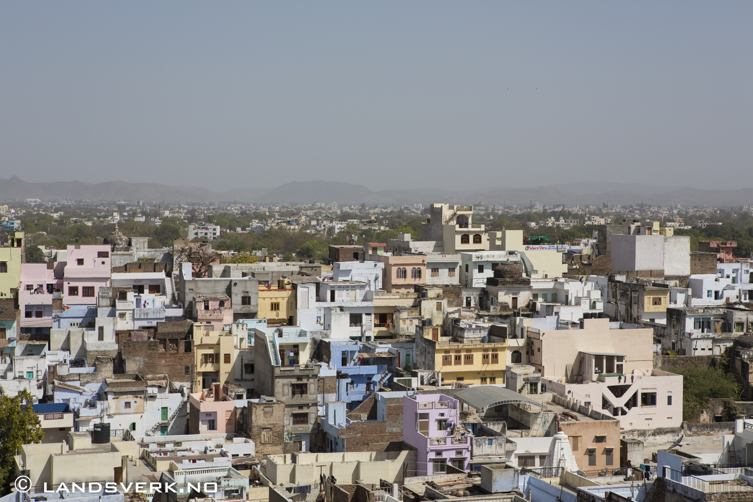 Udaipur, India. 

(Canon EOS 5D Mark III / Canon EF 24-70mm 
f/2.8 L USM)