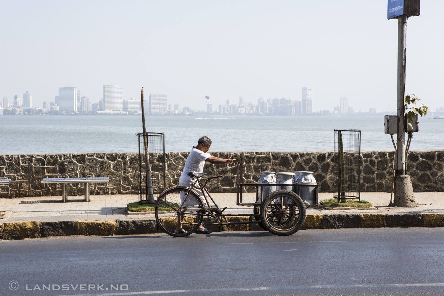 Mumbai, India. 

(Canon EOS 5D Mark III / Canon EF 24-70mm 
f/2.8 L USM)