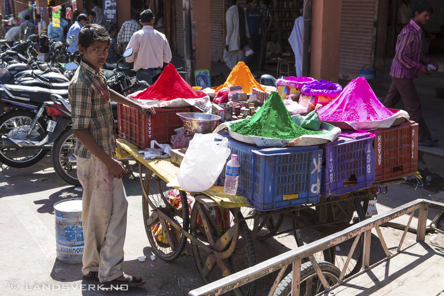 Holi preparations. Jaipur, India. 

(Canon EOS 5D Mark III / Canon EF 24-70mm f/2.8 L USM)