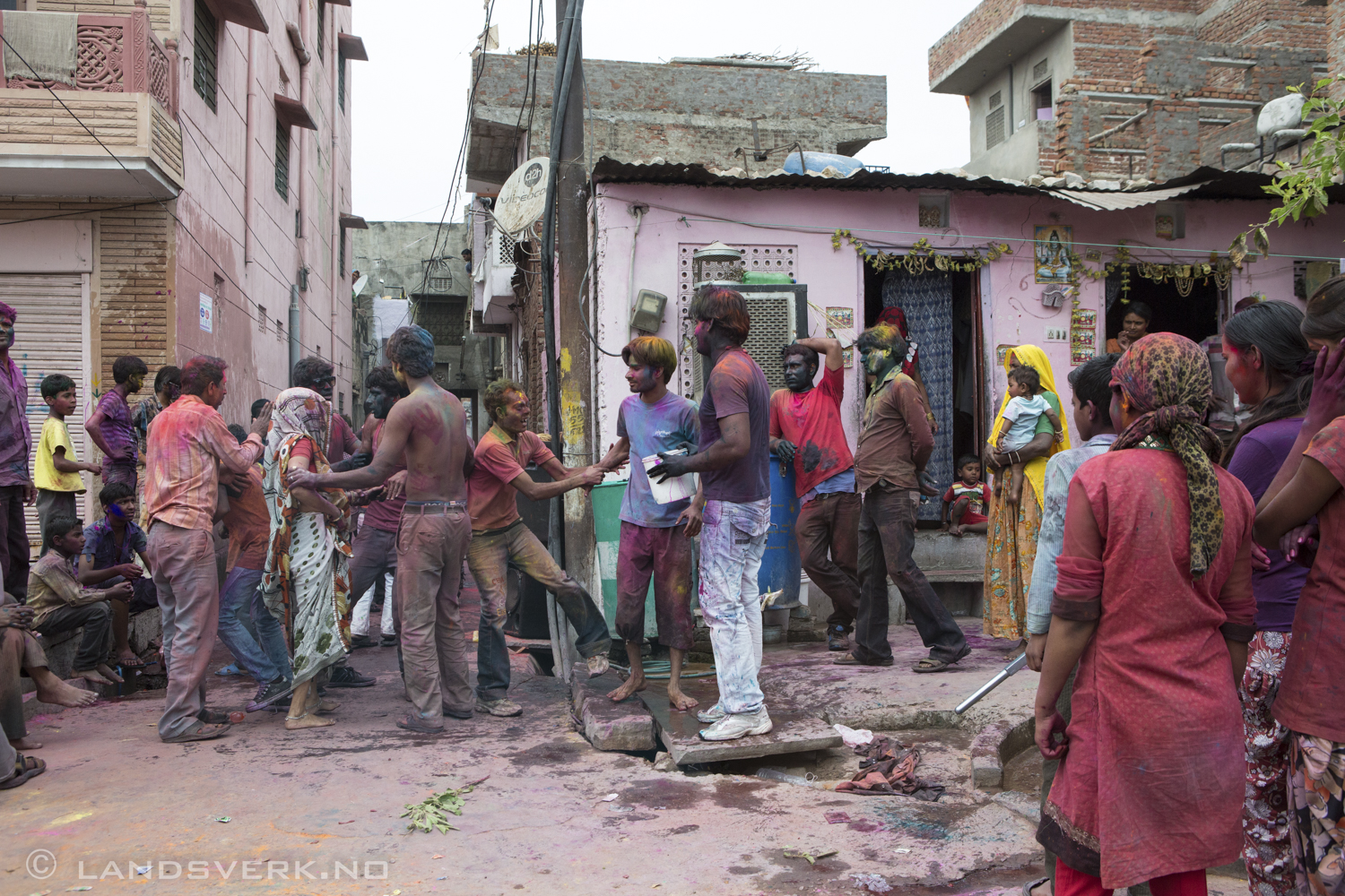 Celebrating Holi. Jaipur, India. 

(Canon EOS 5D Mark III / Canon EF 24-70mm f/2.8 L USM)