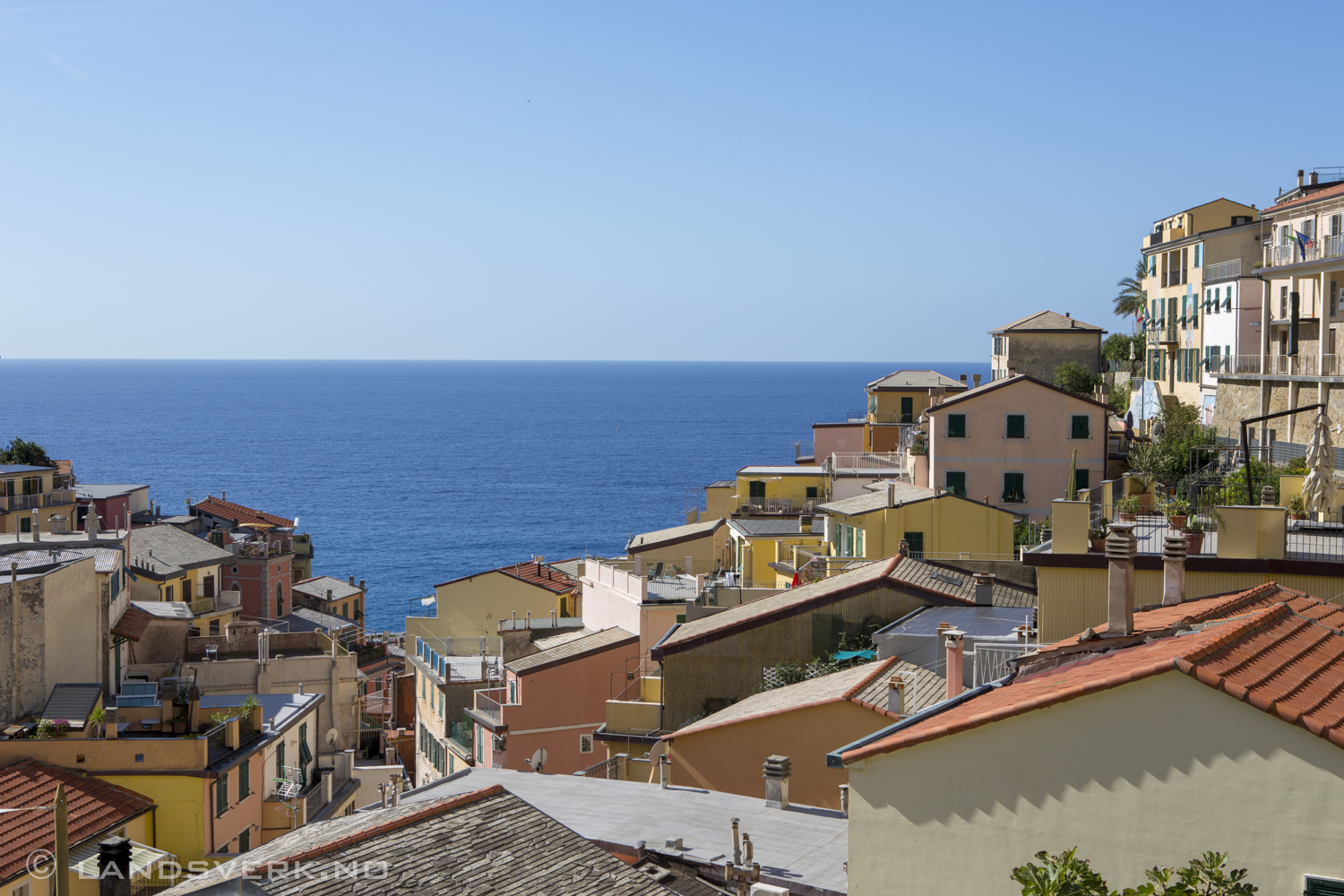 Riomaggiore, Italy. 

(Canon EOS 5D Mark III / Canon EF 24-70mm f/2.8 L USM)