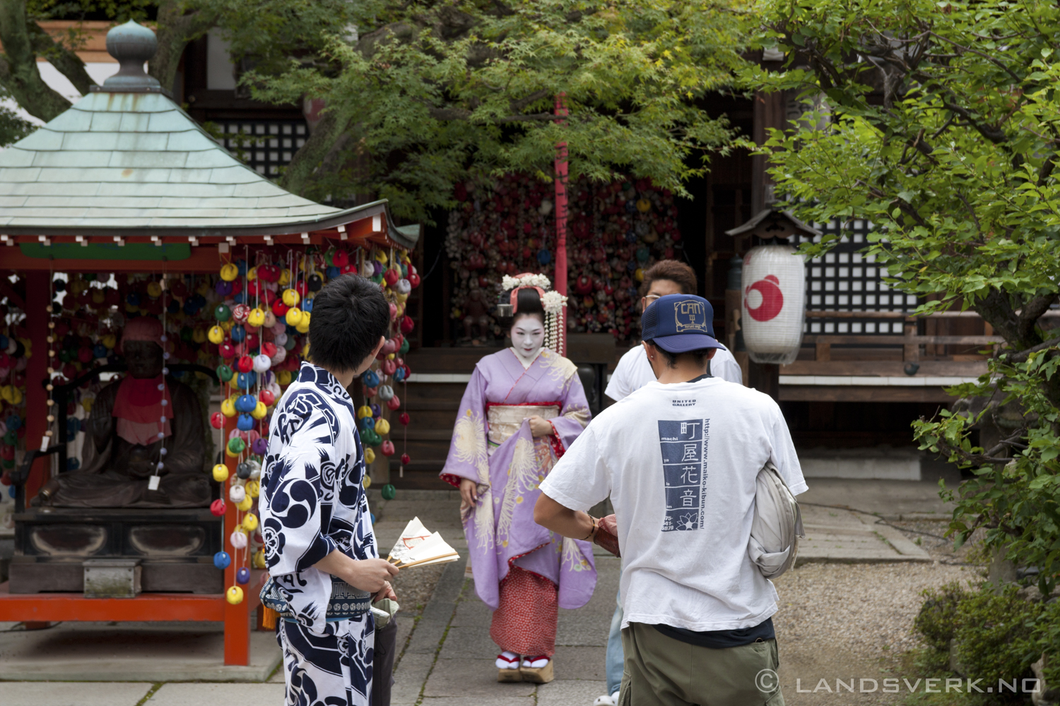 Kyoto, Japan. 

(Canon EOS 450D, Sigma 17-50 F2.8)