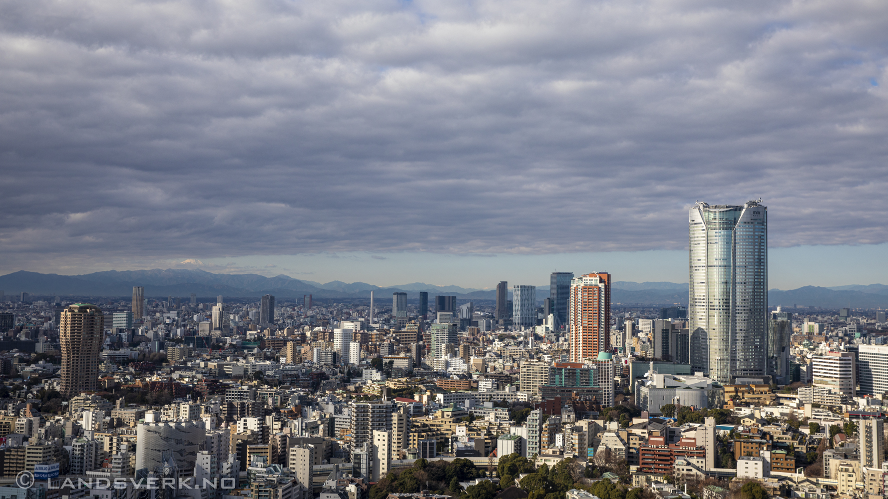 Mori Tower with Mt. Fuji in the distant background, Tokyo, Japan. 

(Canon EOS 5D Mark IV / Canon EF 24-70mm f/2.8 L II USM)