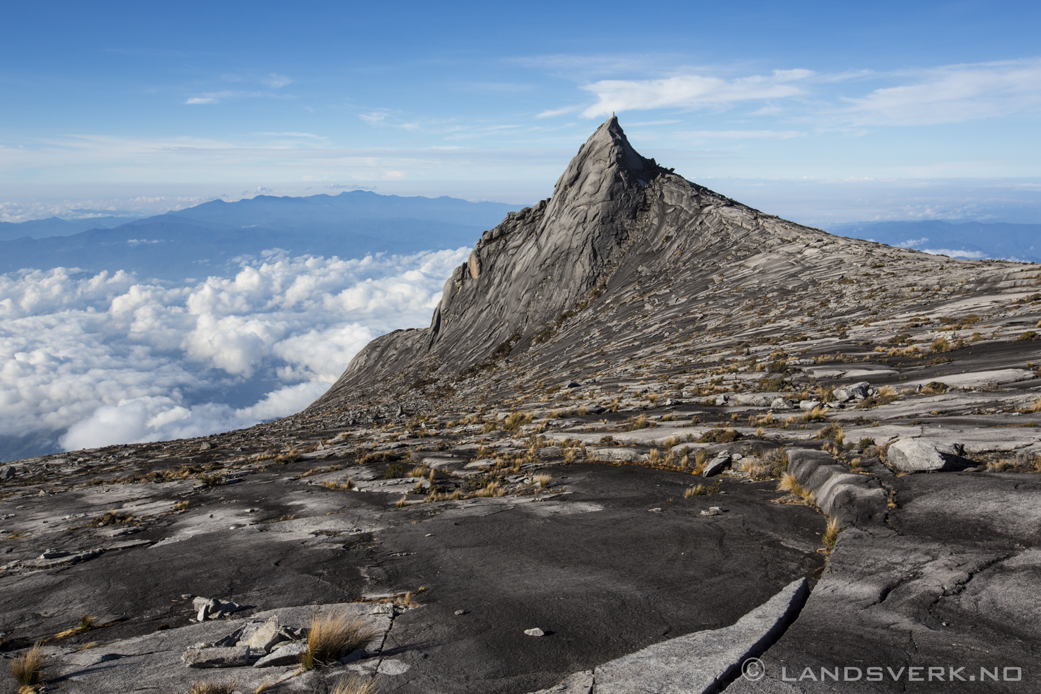 Mount Kinabalu, Borneo.

(Canon EOS 5D Mark III / Canon EF 16-35mm f/2.8 L II USM)