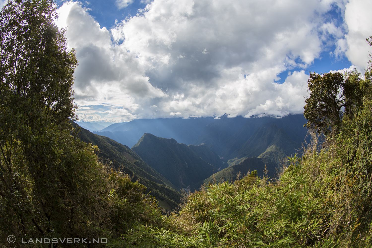 Walking the Inka Trail to Machu Picchu, Peru. 

(Canon EOS 5D Mark III / Canon EF 8-15mm 
f/4 L USM Fisheye)