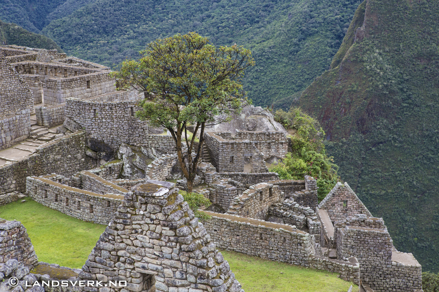 Machu Picchu, Peru. 

(Canon EOS 5D Mark III / Canon EF 24-70mm 
f/2.8 L USM)