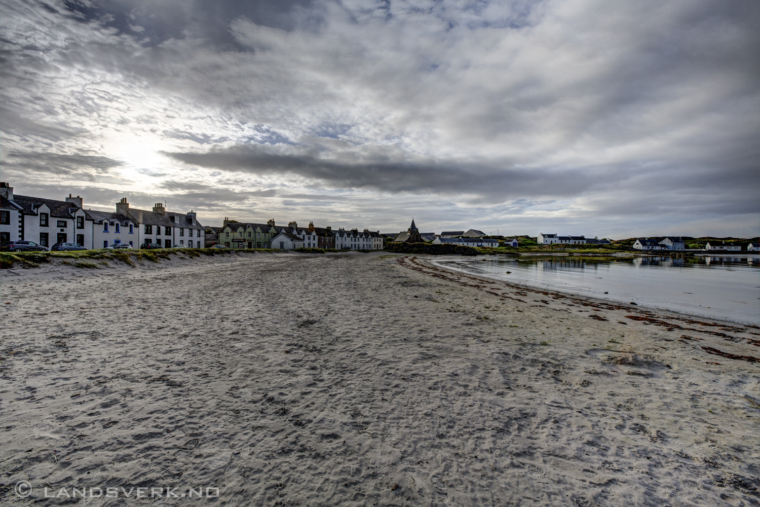 Port Ellen, Islay, Scotland. 

(Canon EOS 5D Mark III / Canon EF 16-35mm f/2.8 L 
II USM)