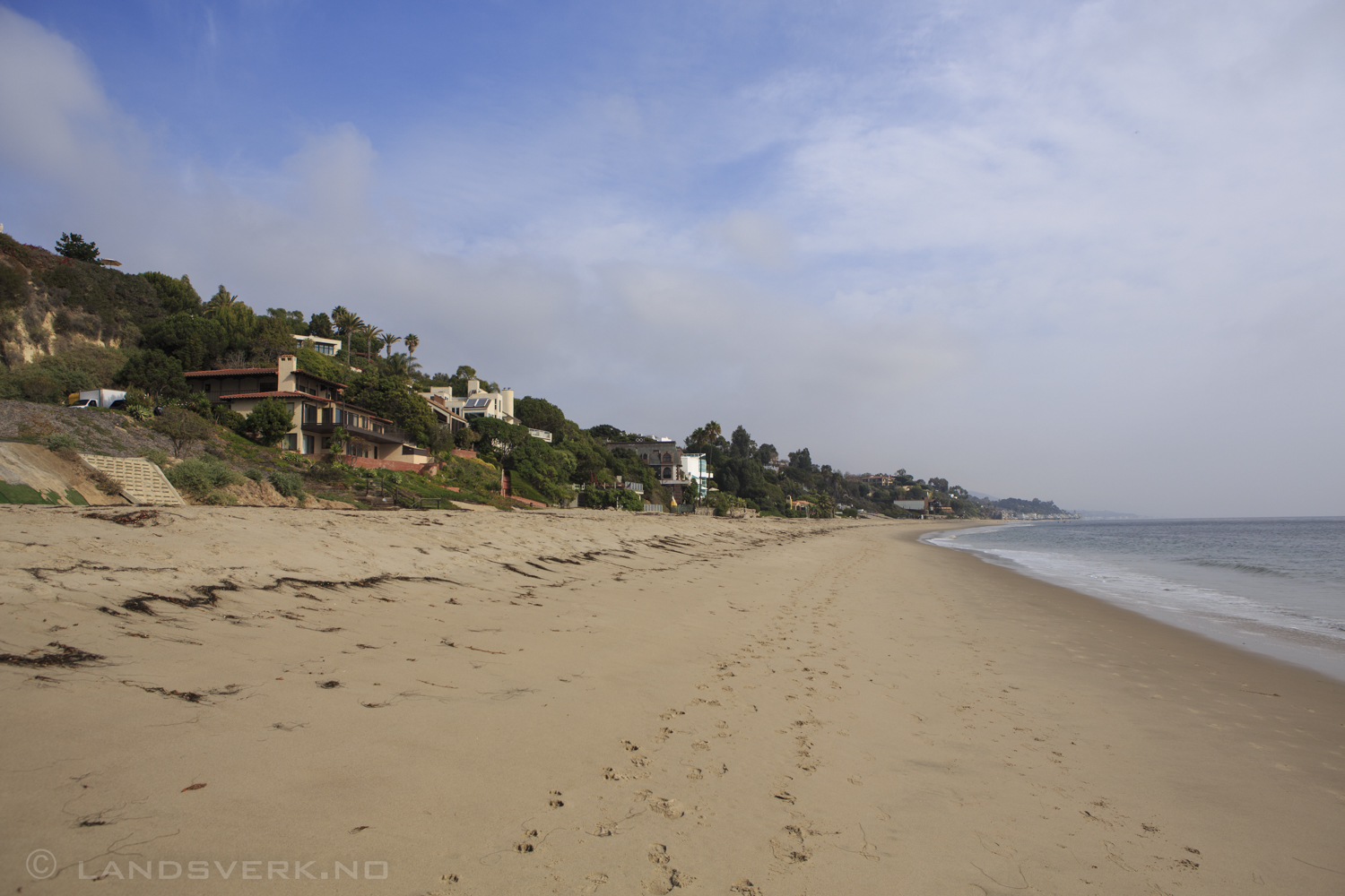 Malibu, California.

(Canon EOS 5D Mark III / Canon EF 24-70mm f/2.8 L USM)