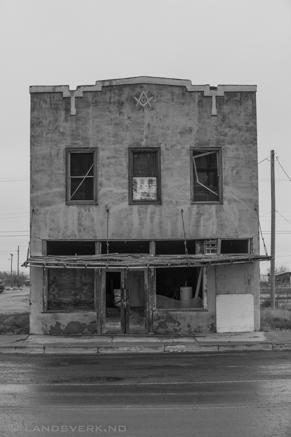 Barstow ghost town, Texas. 

(Canon EOS 5D Mark III / Canon EF 70-200mm f/2.8 L IS II USM)