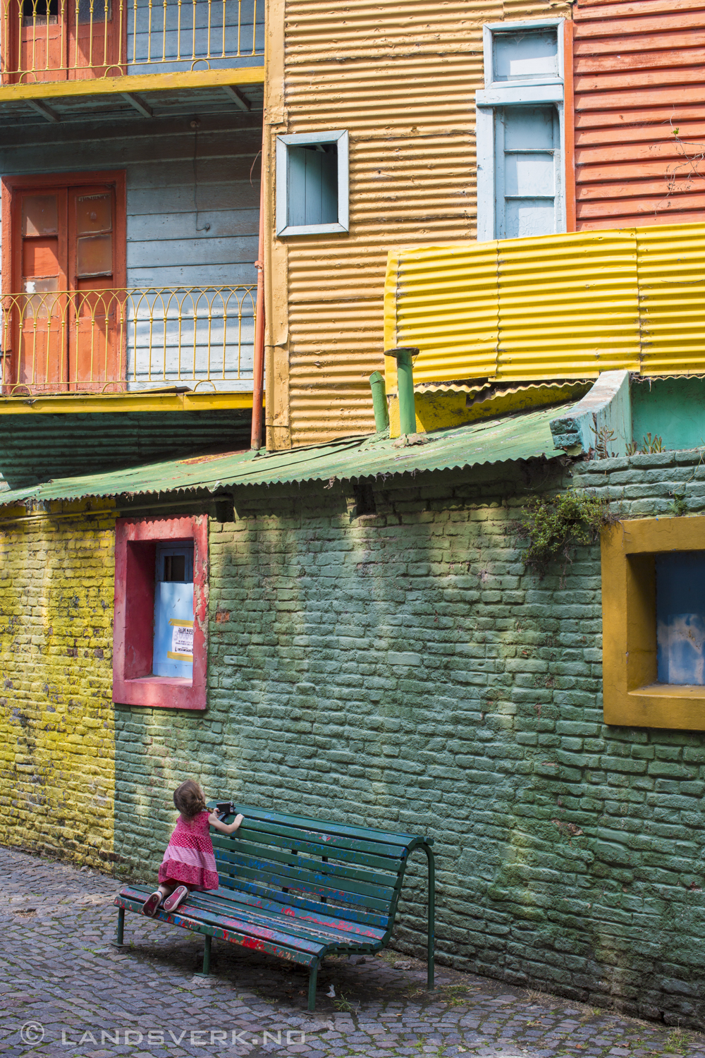 La Boca, Buenos Aires, Argentina. 

(Canon EOS 5D Mark III / Canon EF 50mm f/1.2 L USM)