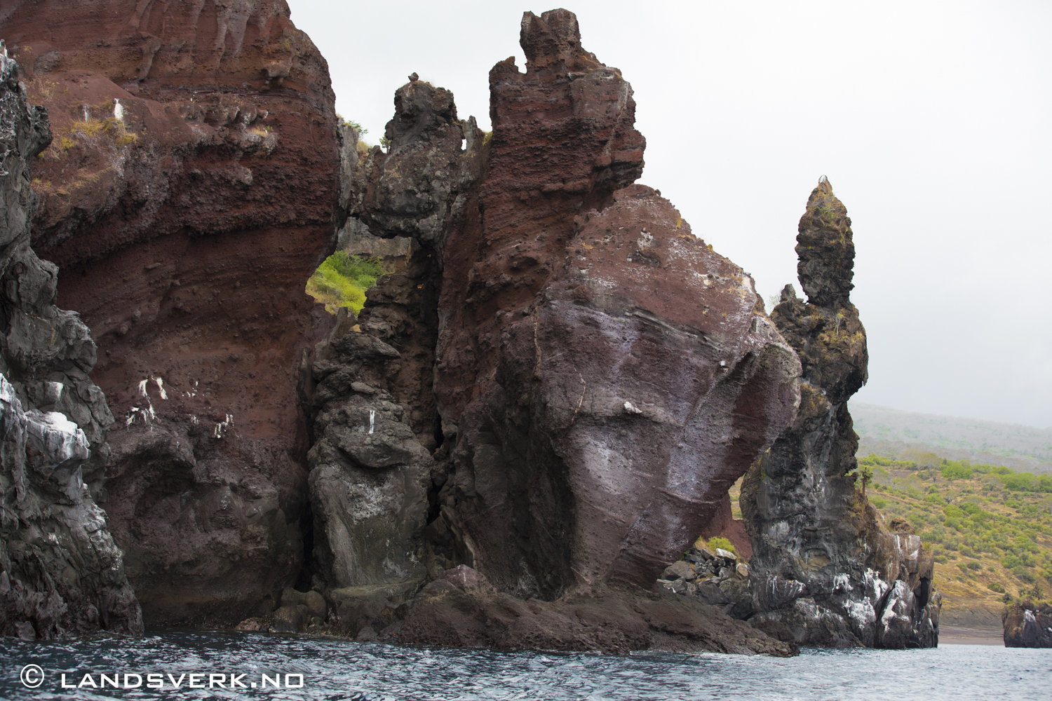 "The Elephant", Bucaneer Cove, Isla Santiago, Galapagos. 

(Canon EOS 5D Mark III / Canon EF 70-200mm f/2.8 L IS II USM)