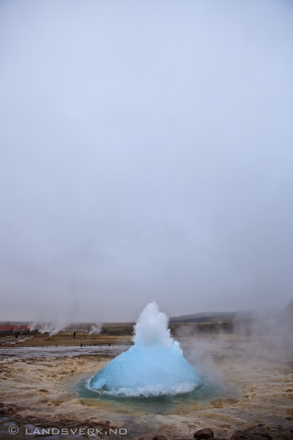 Strokkur geysir. 

(Canon EOS 5D Mark II / Canon EF 24-70mm f/2.8 L USM)