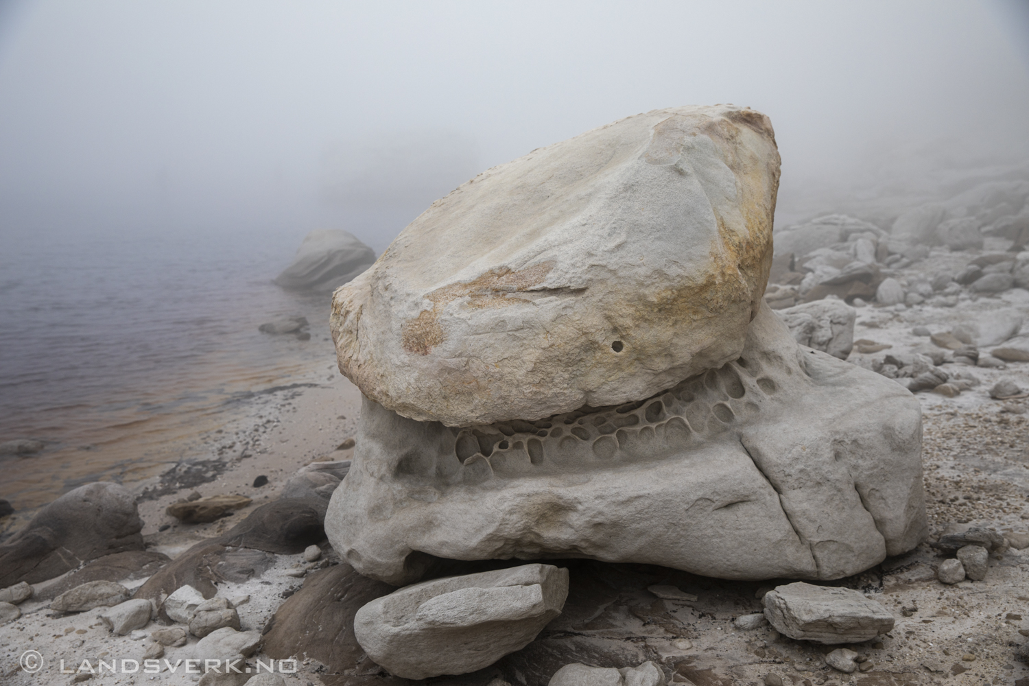 Skeleton Gorge in the fog, Cape Town, South Africa. (Canon EOS 5D Mark IV / Canon EF 24-70mm f/2.8 L II USM)