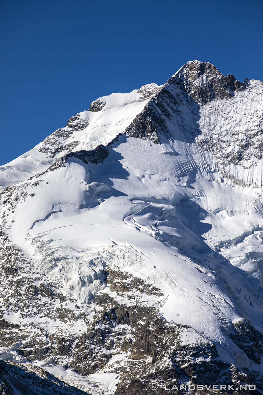 Engadin, Switzerland. (Canon EOS 5D Mark IV / Canon EF 70-200mm f/2.8 L IS II USM)