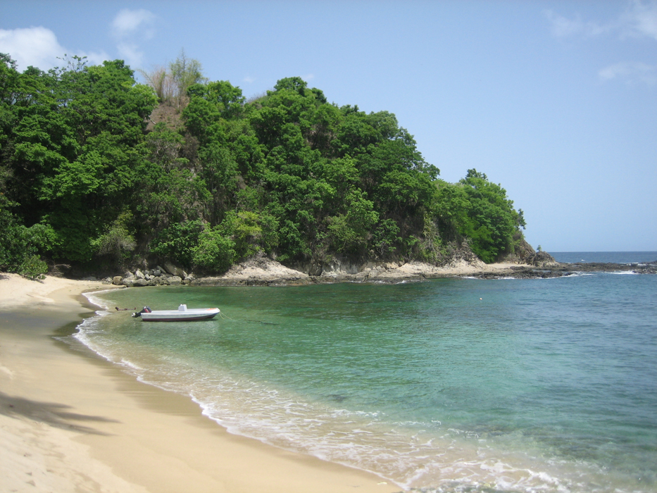 Arnos Vale bay. (Canon IXUS 50)