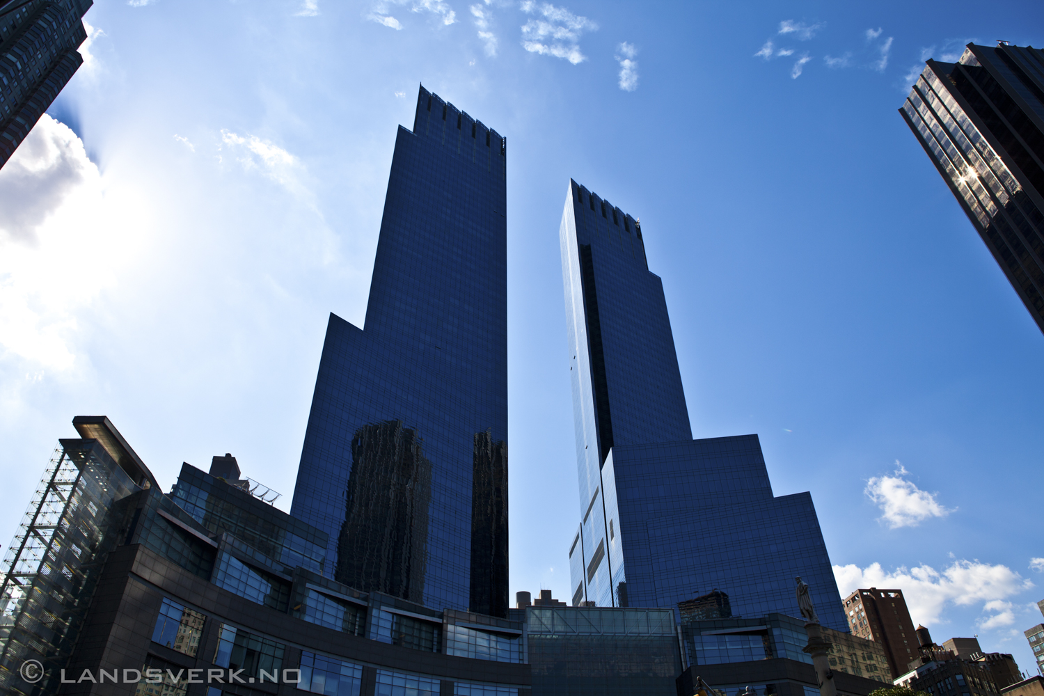 Manhattan, New York. 

(Canon EOS 5D Mark II / Canon EF 24-70mm f/2.8 L USM)