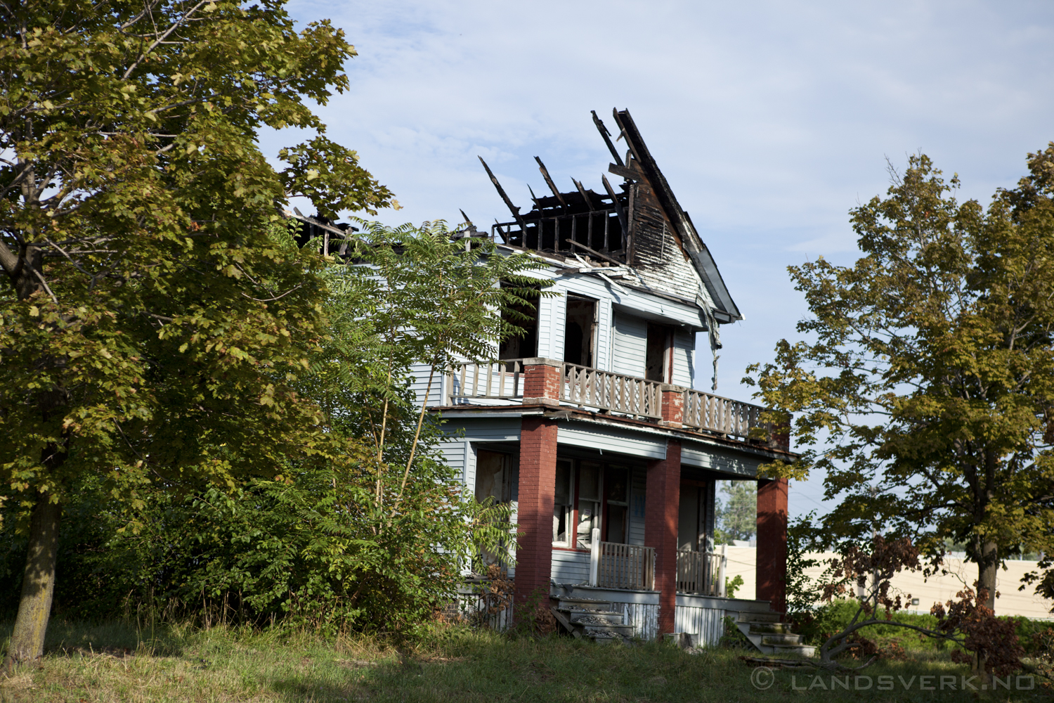 Detroit suburbs, Michigan. 

(Canon EOS 5D Mark II / Canon EF 24-70mm f/2.8 L USM)