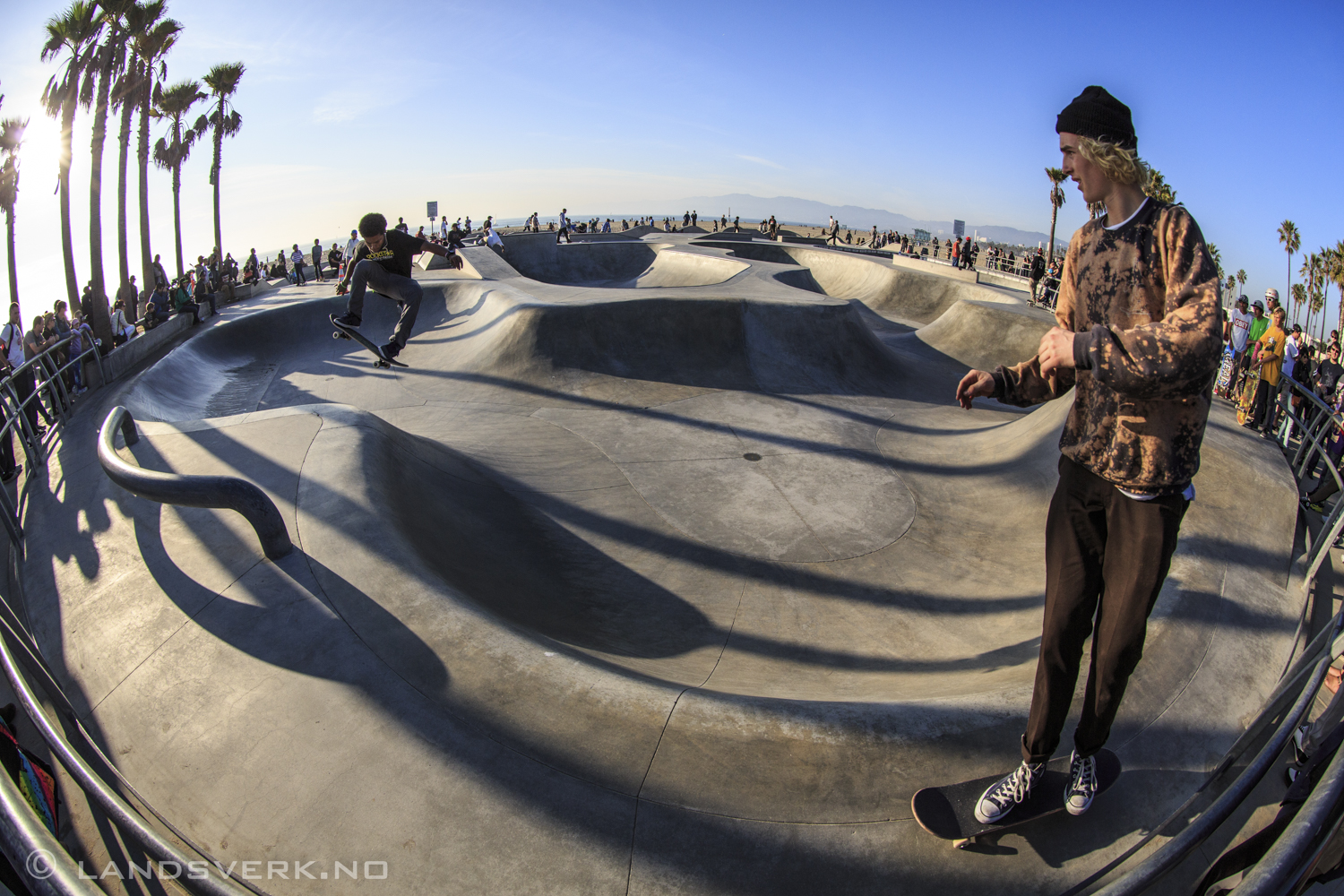 Venice Beach, Los Angeles, California.

(Canon EOS 5D Mark III / Canon EF 8-15mm f/4 L USM Fisheye)