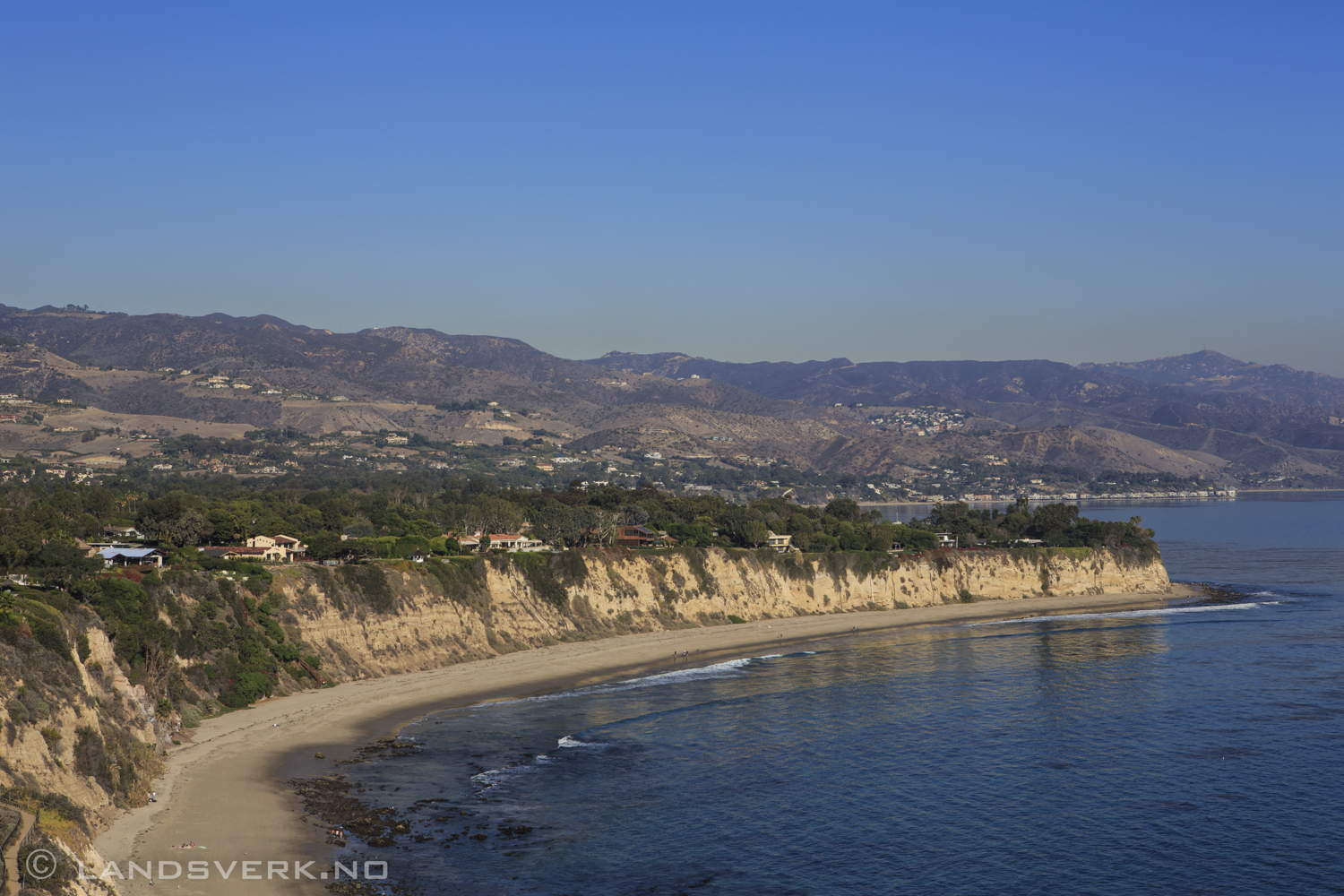 Malibu, California.

(Canon EOS 5D Mark III / Canon EF 24-70mm f/2.8 L USM)